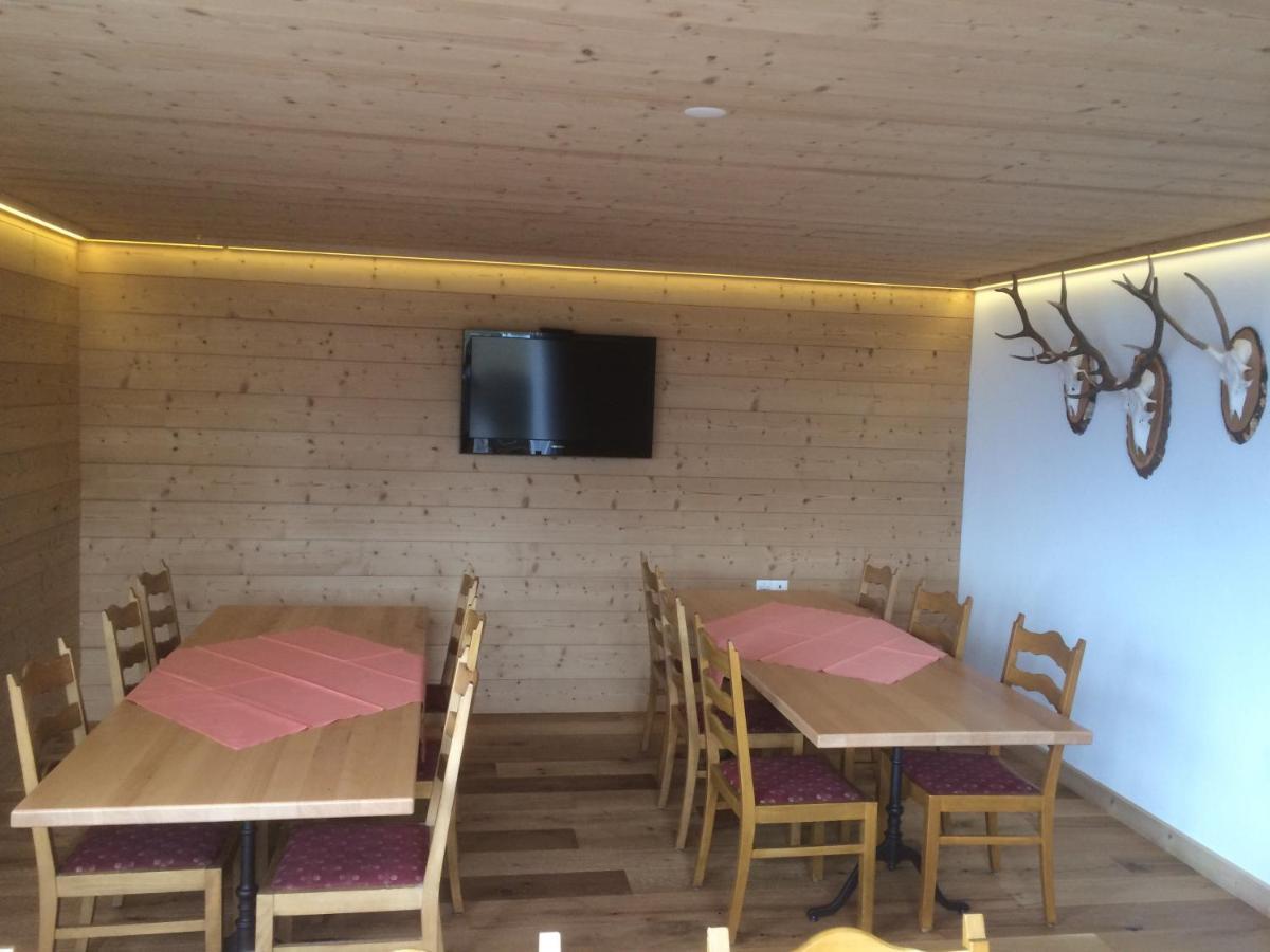 Hotel Restaurant Heidihof Maienfeld Exteriör bild