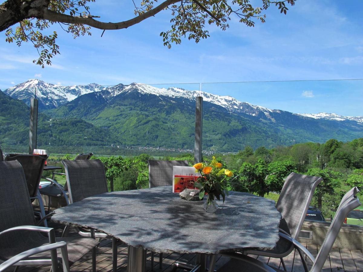 Hotel Restaurant Heidihof Maienfeld Exteriör bild