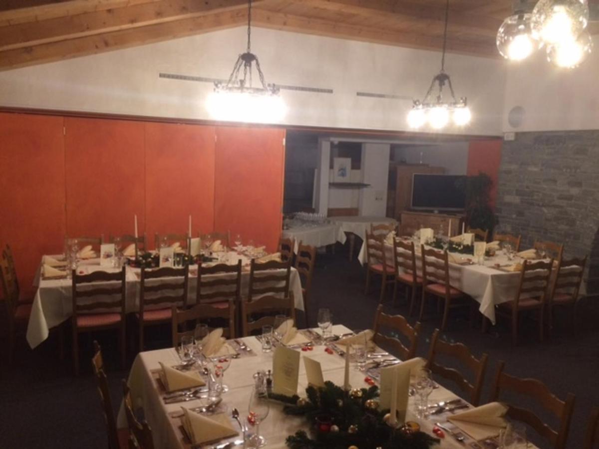 Hotel Restaurant Heidihof Maienfeld Exteriör bild